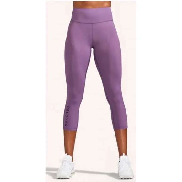 Peloton Women’s Small Purple Capri Leggings - Picture 6 of 6